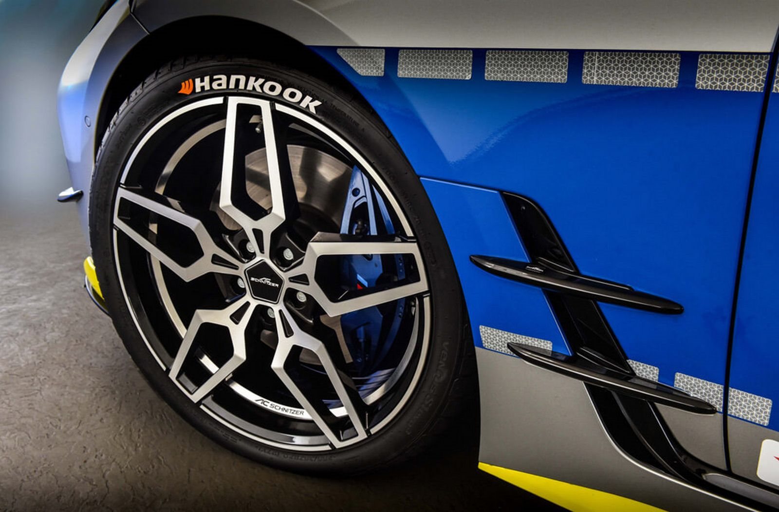 BMW i4 ‘TUNE IT SAFE’ BY AC SCHNITZER, foto 22