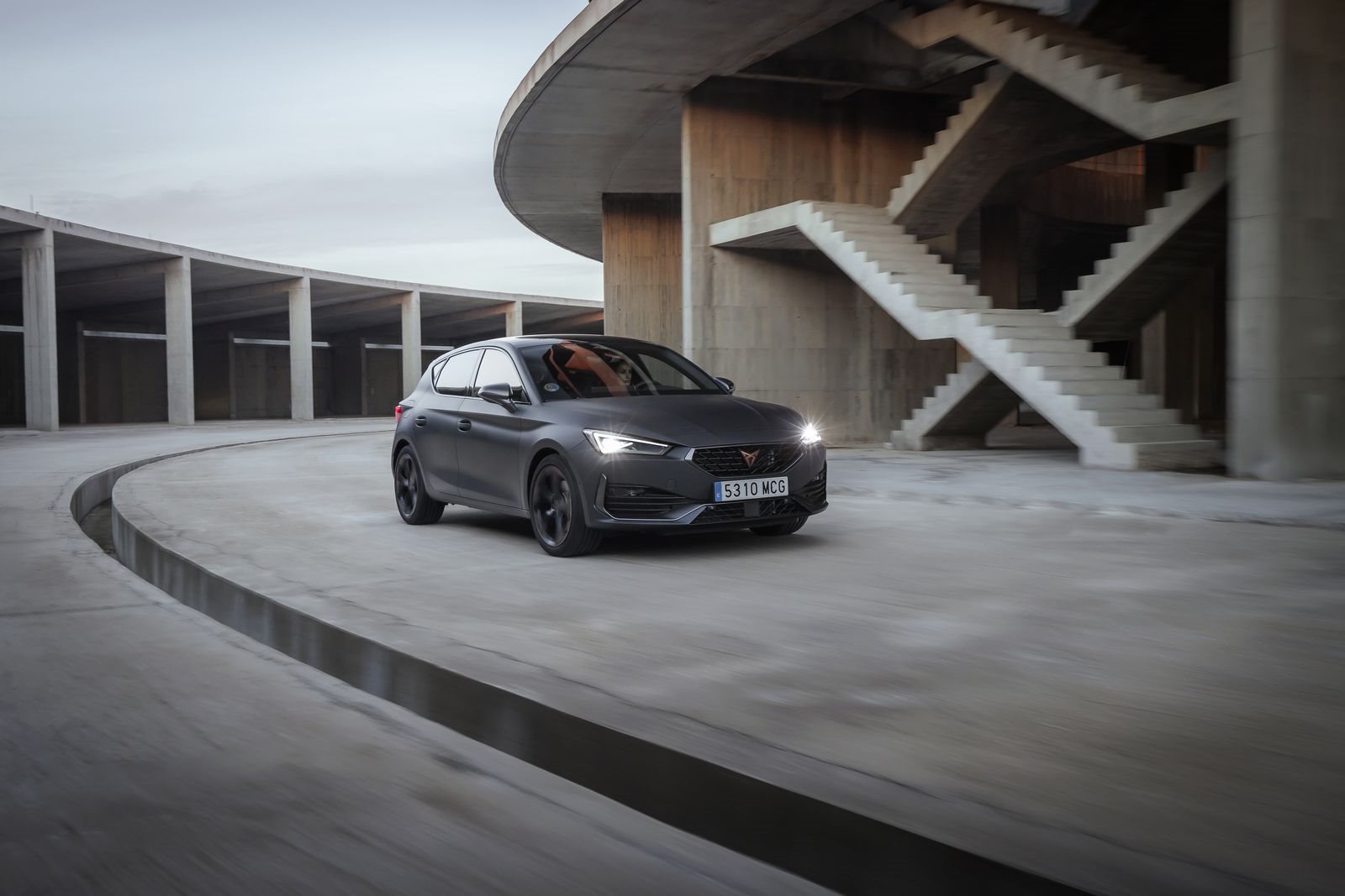 2023 - CUPRA LEÓN eTSI 150 CV DSG, foto 1