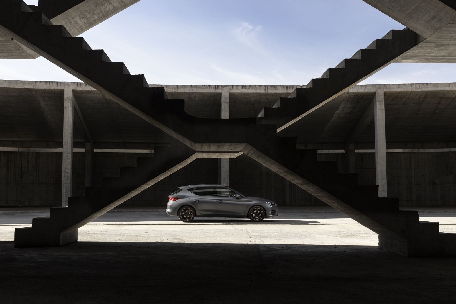 2023 - CUPRA LEÓN eTSI 150 CV DSG, foto 23