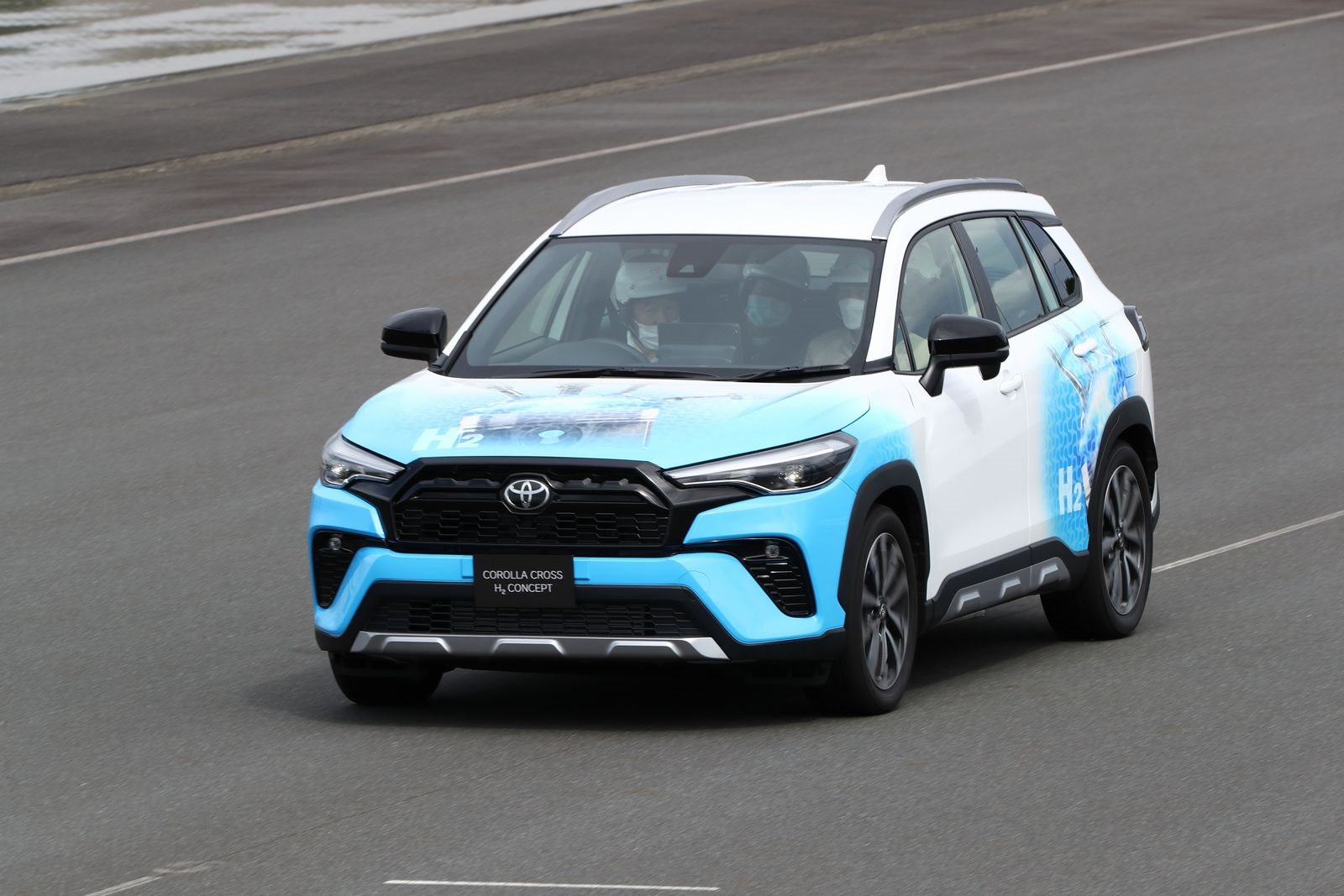 TOYOTA COROLLA CROSS HYDROGEN CONCEPT, foto 4