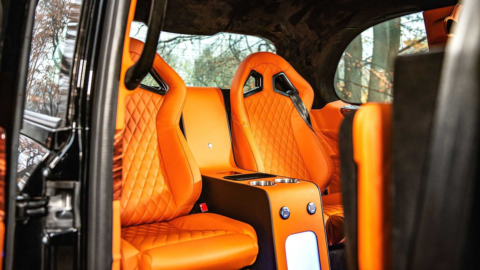 2023 - LEVC TX5 FARELADY BY KAHN DESIGN, foto 8
