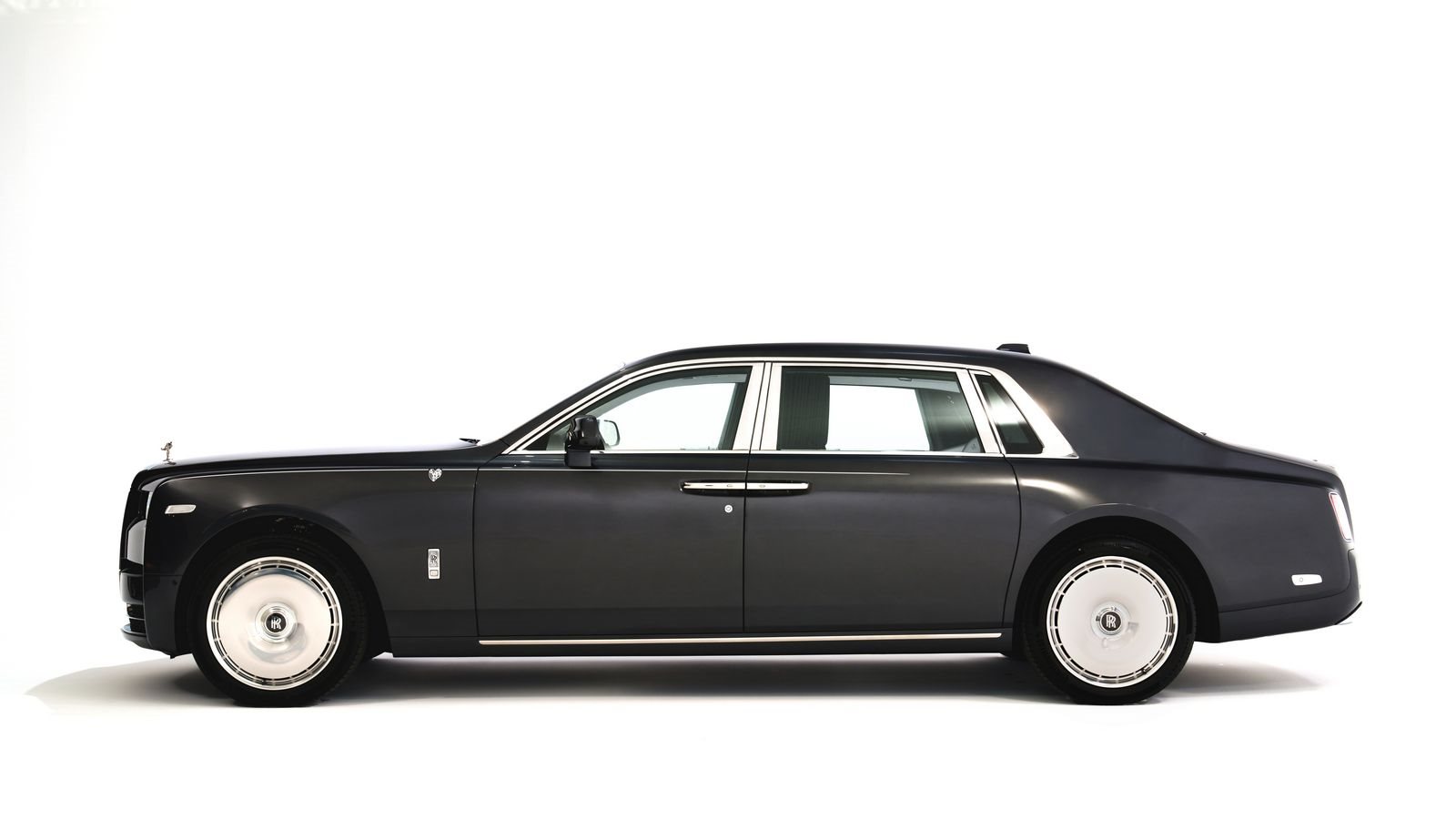 2023 - ROLLS-ROYCE PHANTOM ‘THE SIX ELEMENTS’ BY SACHA JAFRI, foto 13