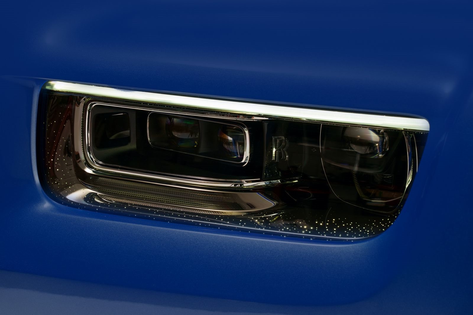 2023 - ROLLS-ROYCE PHANTOM ‘THE SIX ELEMENTS’ BY SACHA JAFRI, foto 41