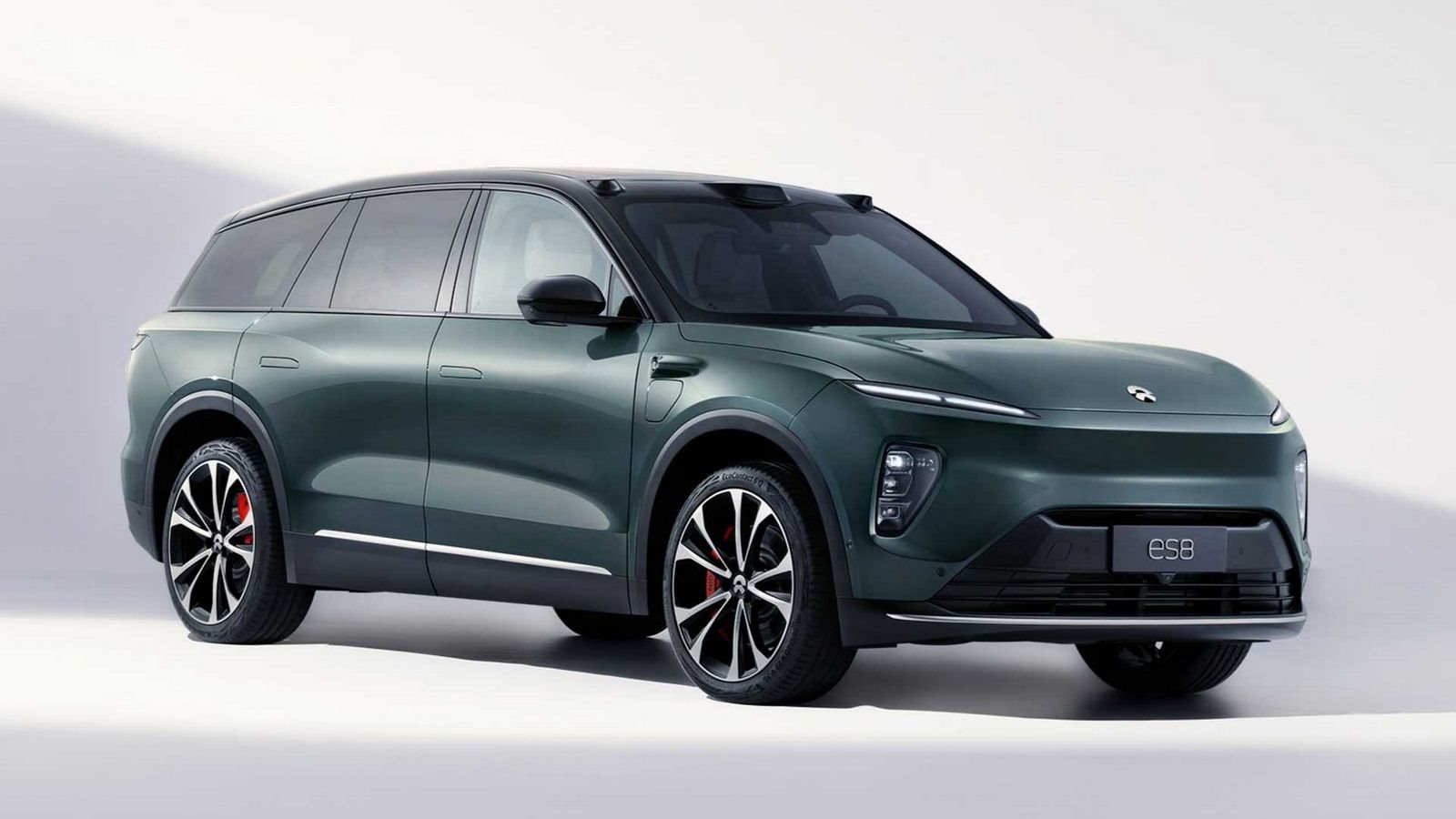 2023 - NIO ES8, foto 1