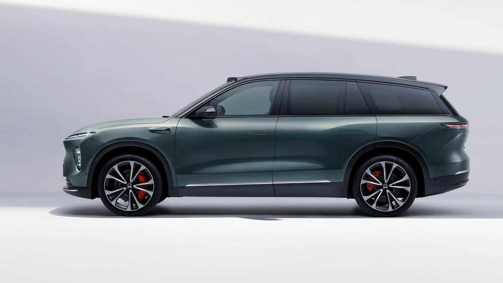 2023 - NIO ES8, foto 3