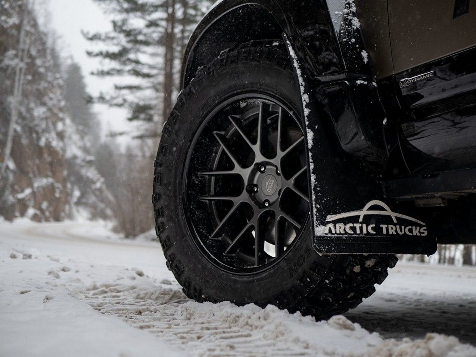 LAND ROVER DEFENDER BY ARCTIC TRUCKS, foto 5