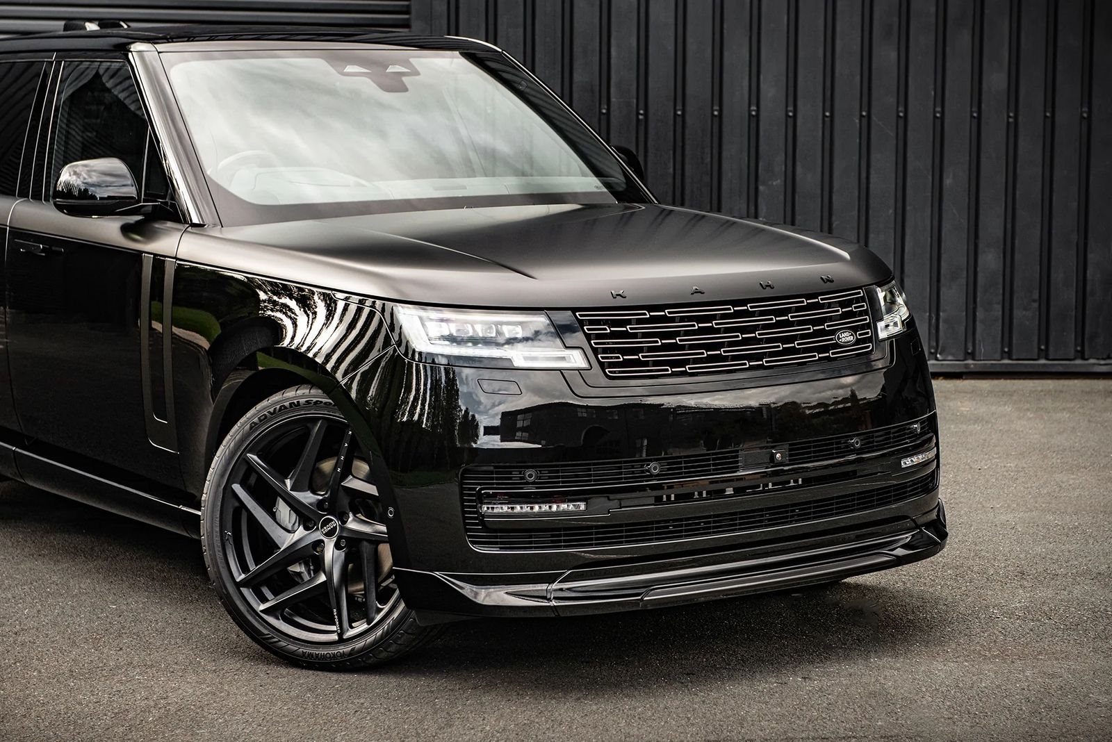 2023 - RANGE ROVER SIGNATURE EDITION BY KAHN DESIGN, foto 17