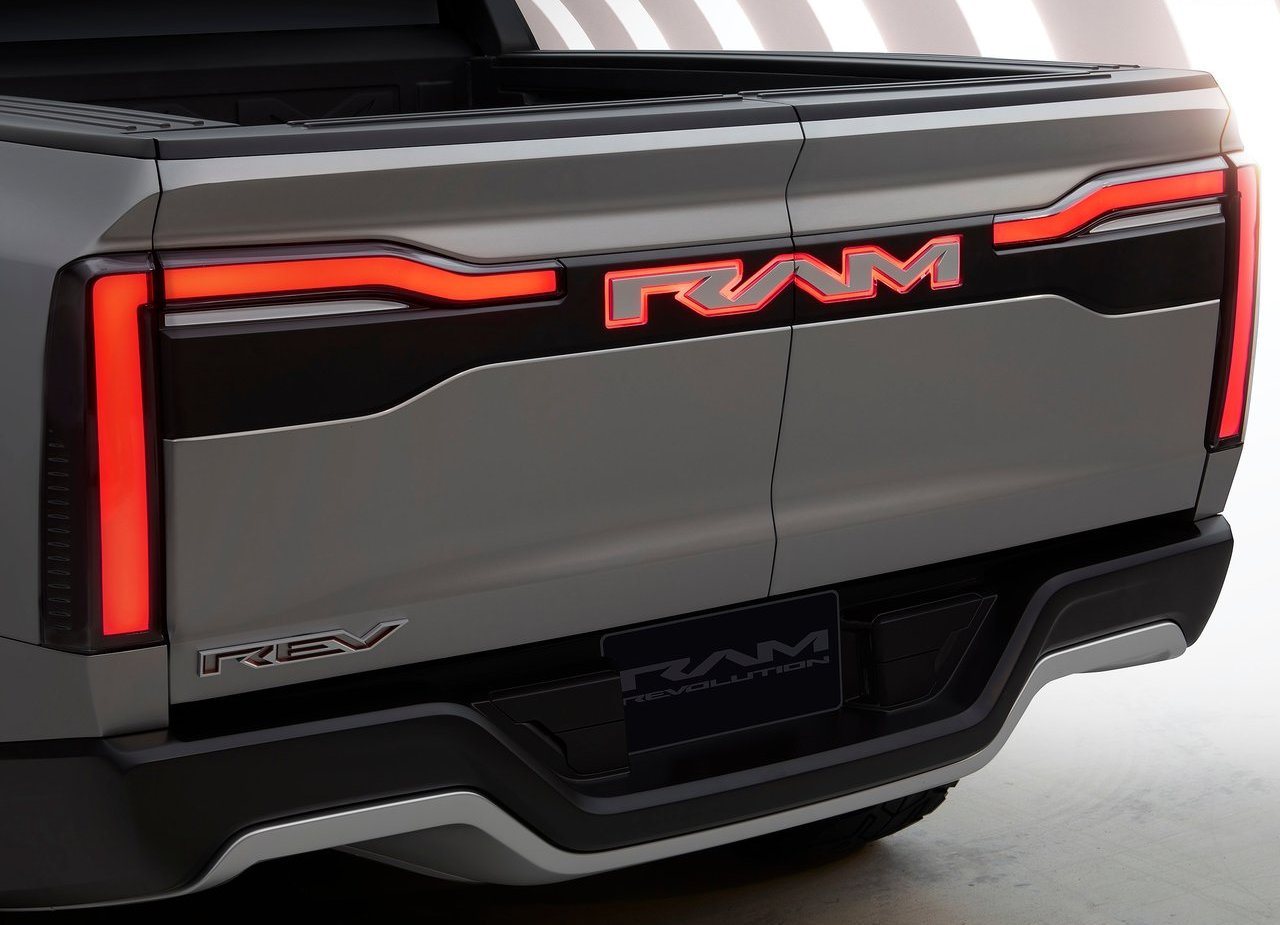 2023 - RAM 1500 REVOLUTION BEV CONCEPT, foto 41
