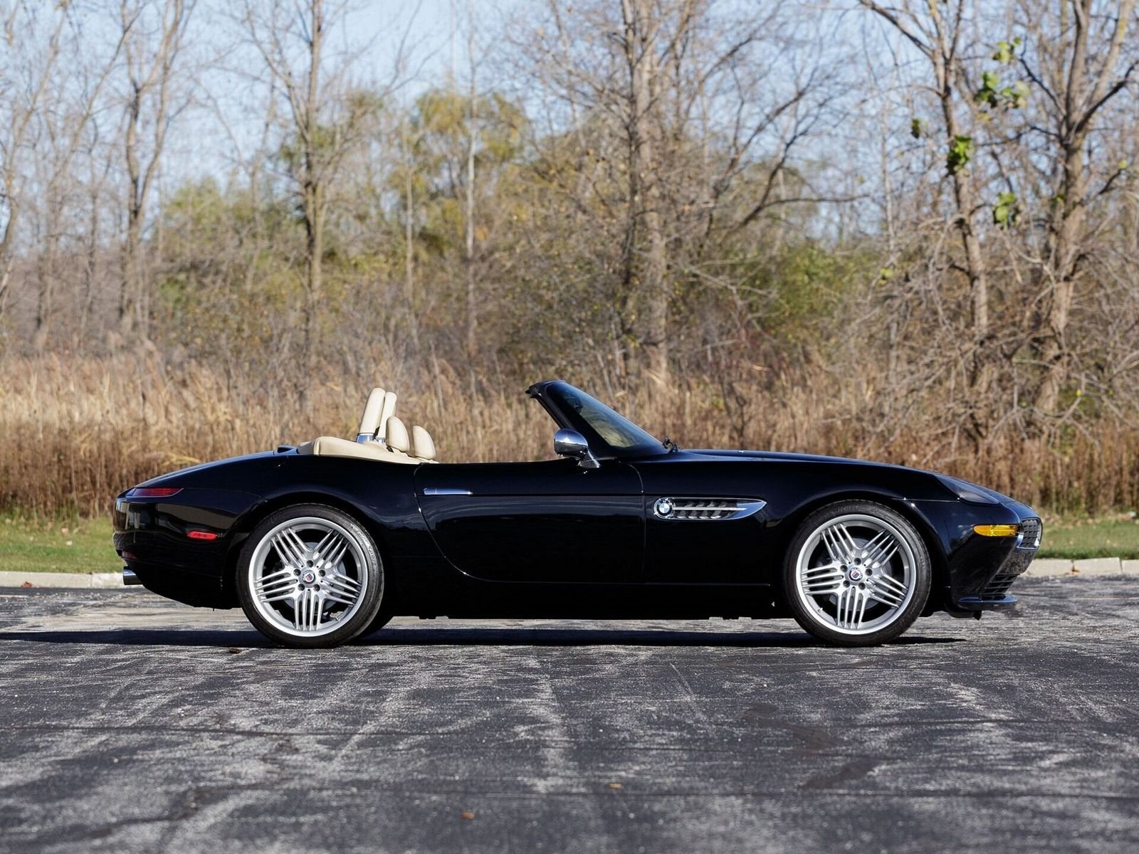 2002 - BMW Z8 ROADSTER JET BLACK, foto 3