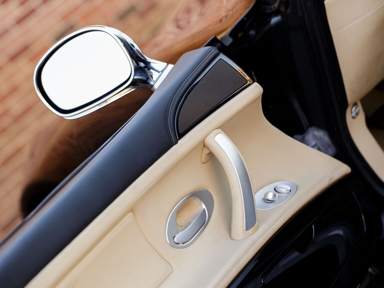 2002 - BMW Z8 ROADSTER JET BLACK, foto 29
