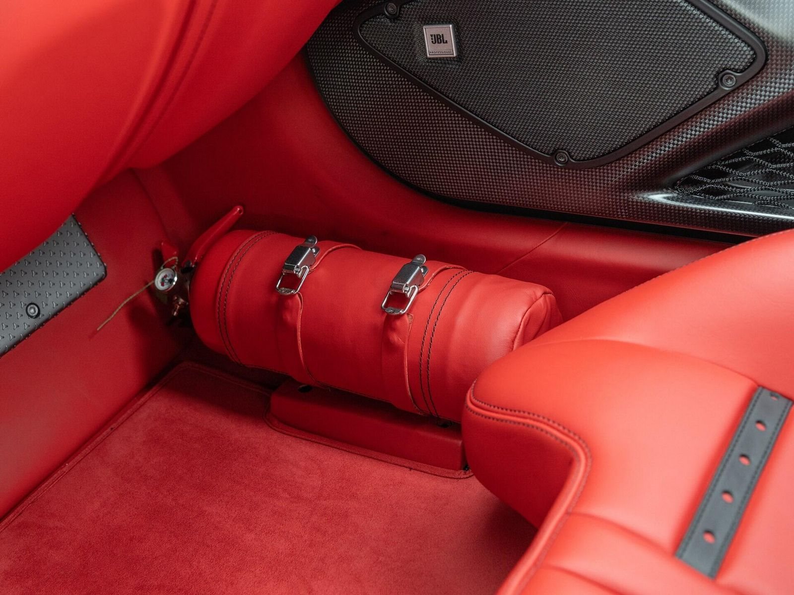 FERRARI F12tdf ROSSO SCUDERIA, foto 18