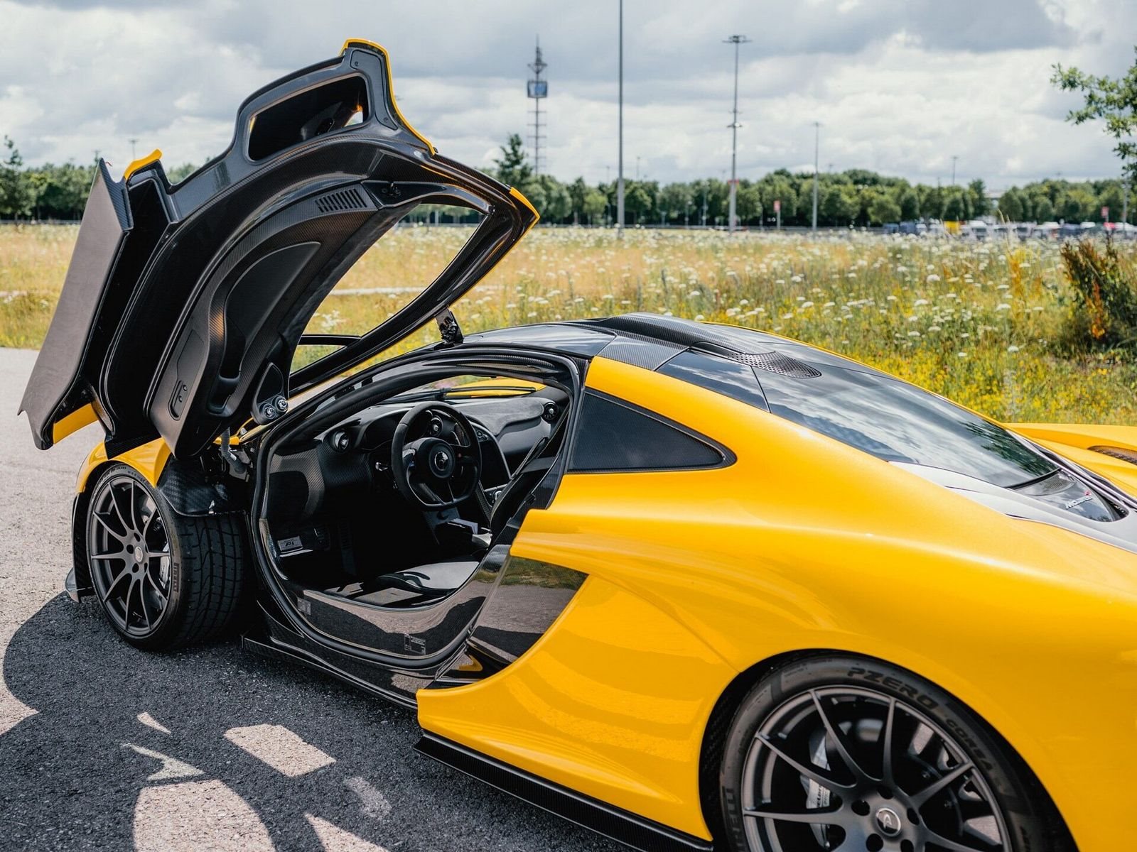 McLAREN P1 VOLCANO YELLOW, foto 11