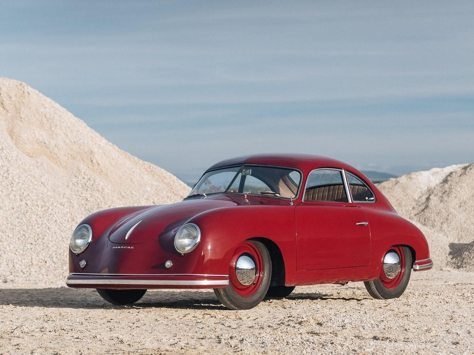 1951 - PORSCHE 356 ‘SPLIT-WINDOW’ COUPE RED, foto 1