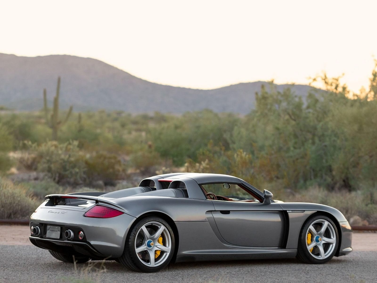 2005 - PORSCHE CARRERA GT SEAL GREY, foto 13