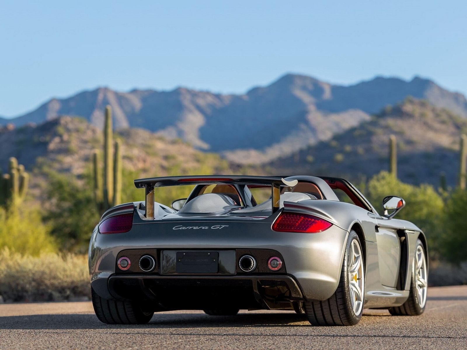 2005 - PORSCHE CARRERA GT SEAL GREY, foto 20