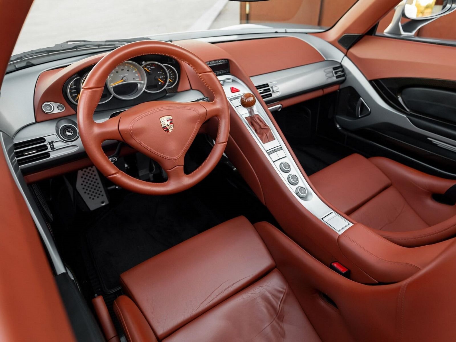2005 - PORSCHE CARRERA GT SEAL GREY, foto 26