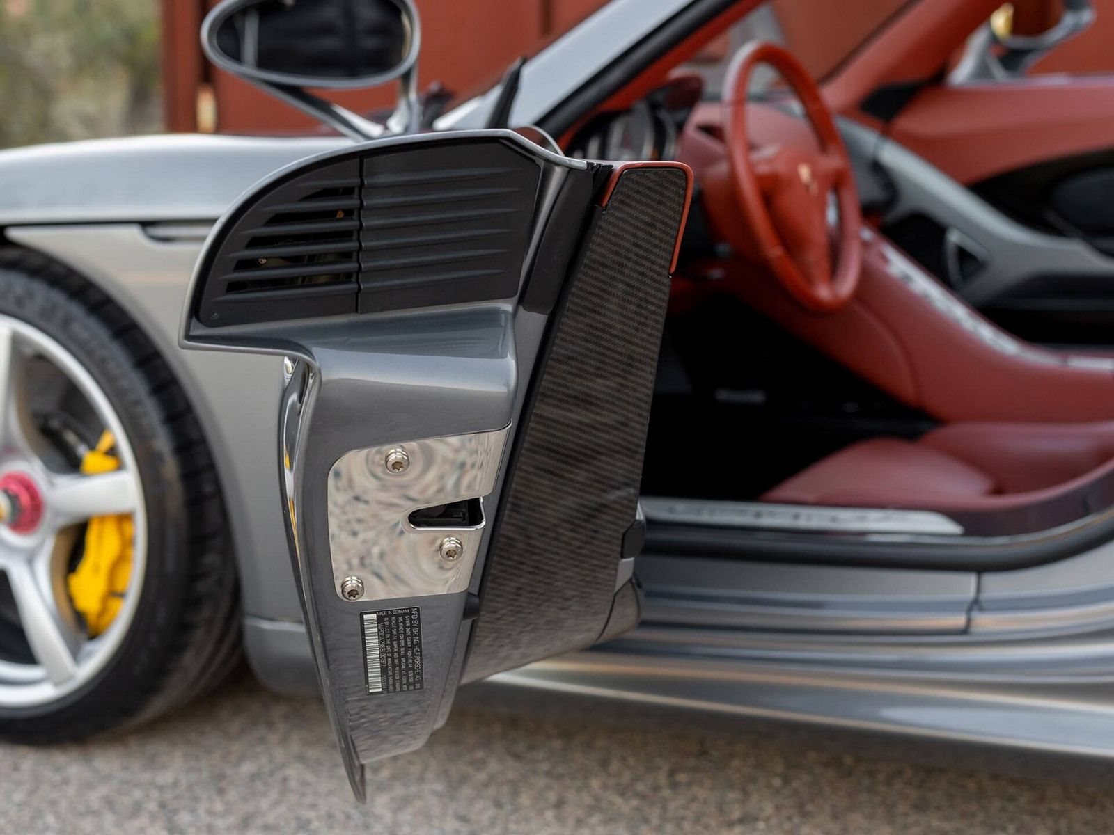 2005 - PORSCHE CARRERA GT SEAL GREY, foto 37