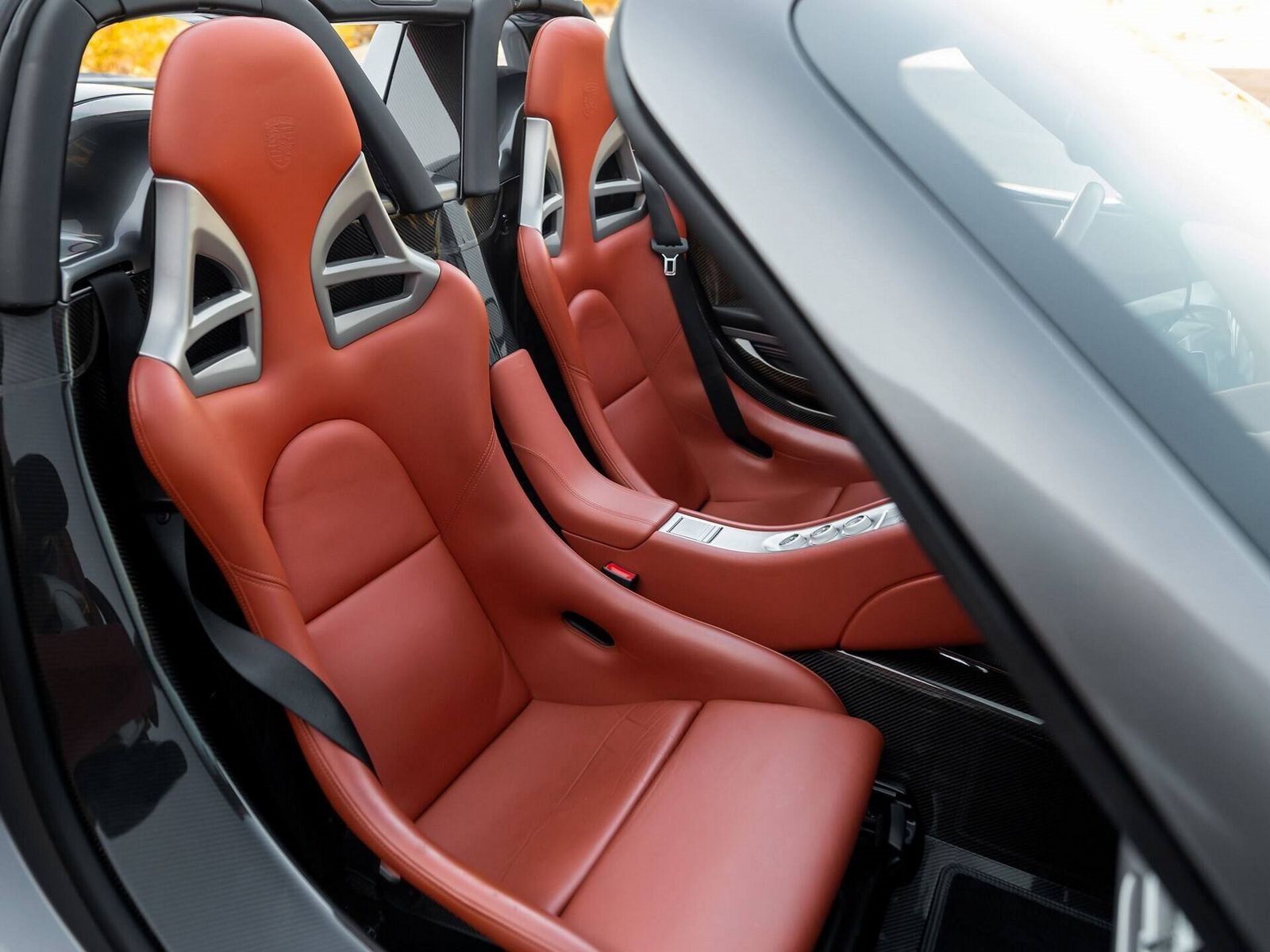 2005 - PORSCHE CARRERA GT SEAL GREY, foto 54