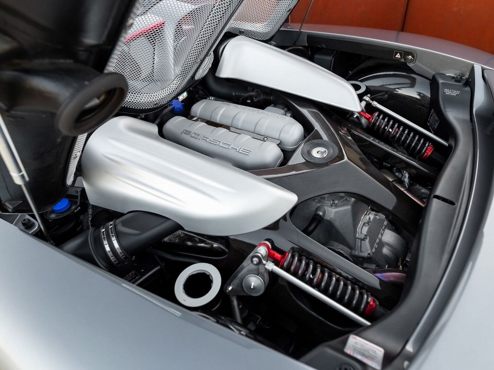 2005 - PORSCHE CARRERA GT SEAL GREY, foto 90