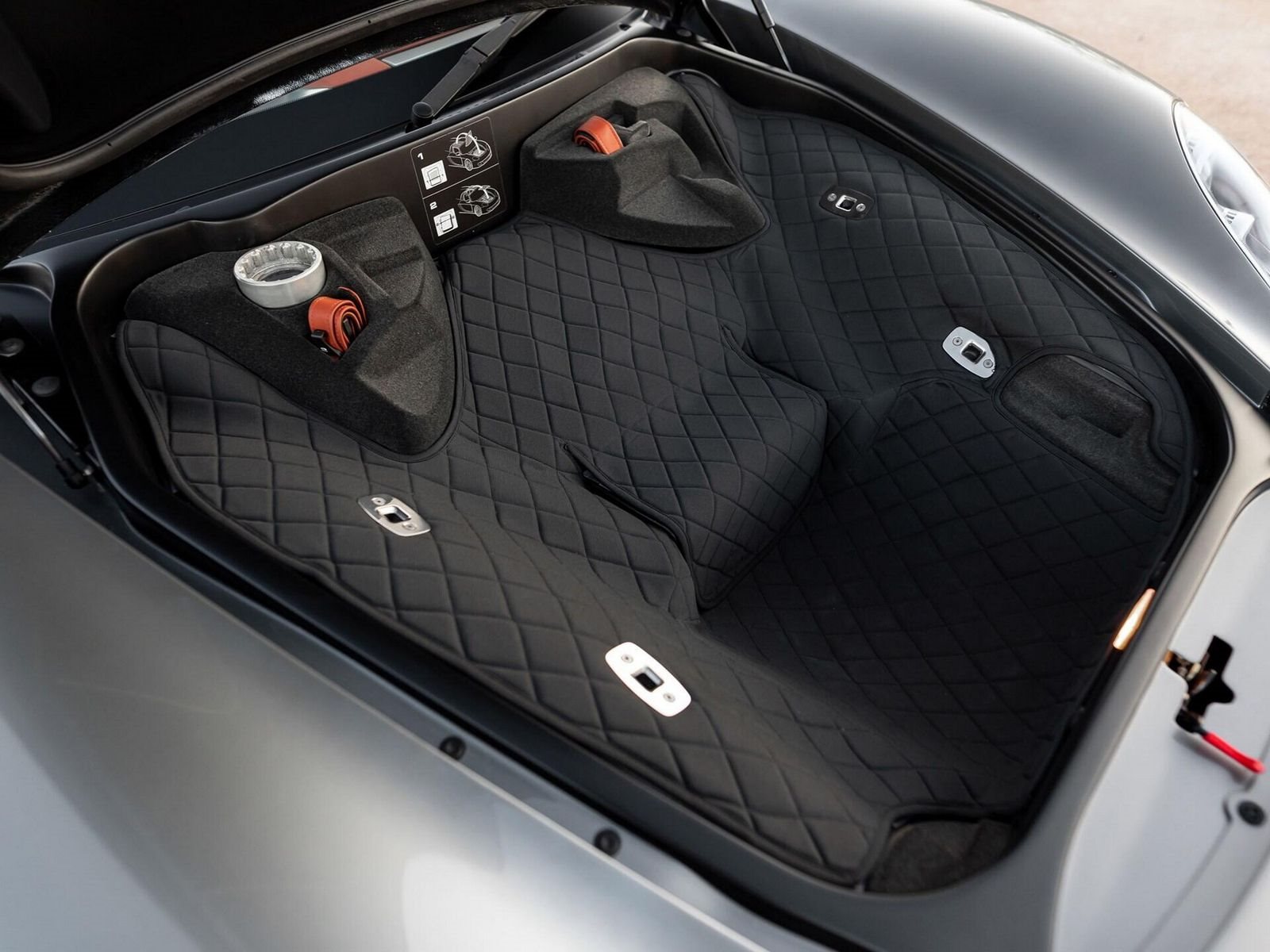 2005 - PORSCHE CARRERA GT SEAL GREY, foto 96