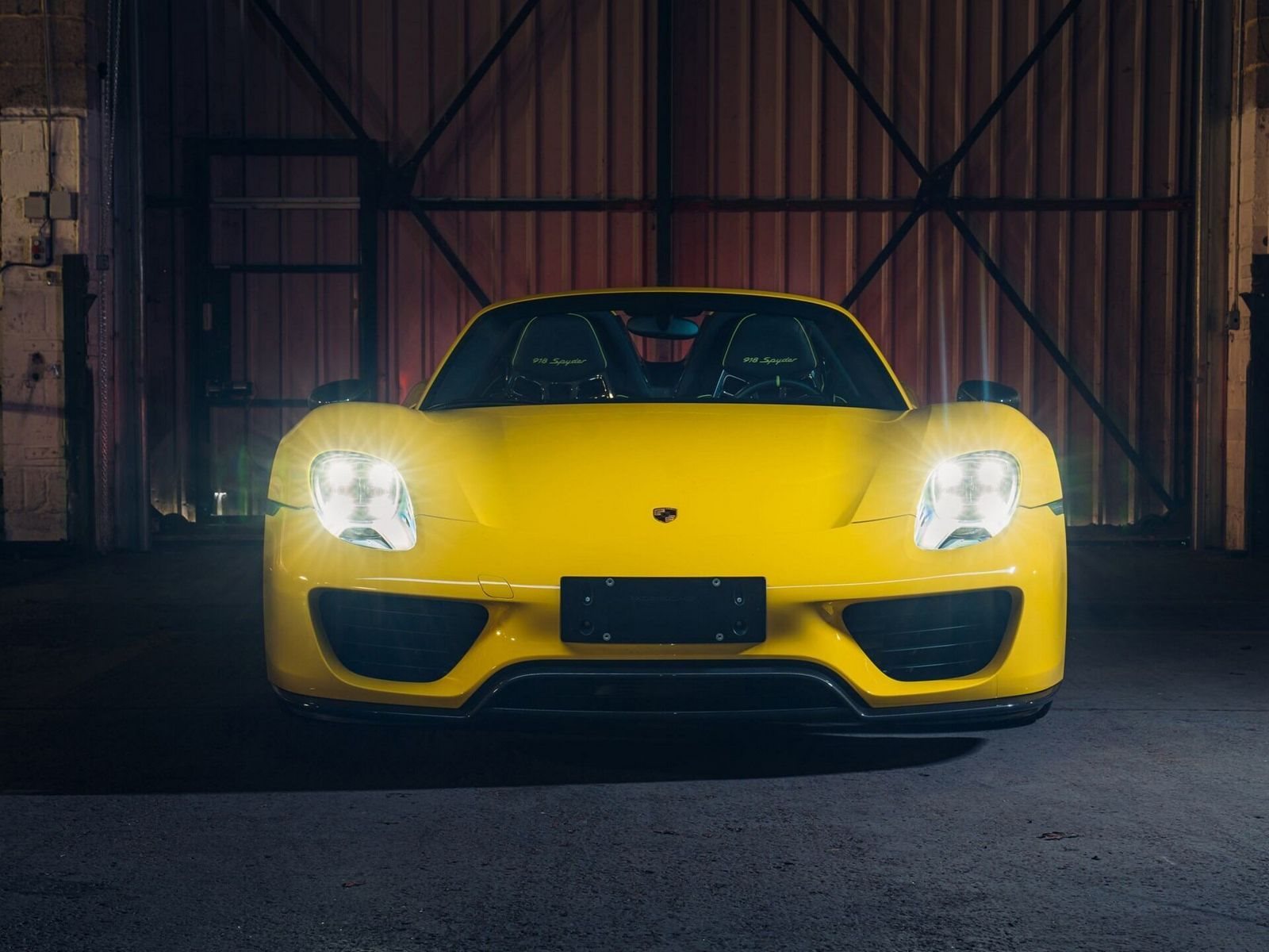 2015 - PORSCHE 918 SPYDER RACING YELLOW, foto 4