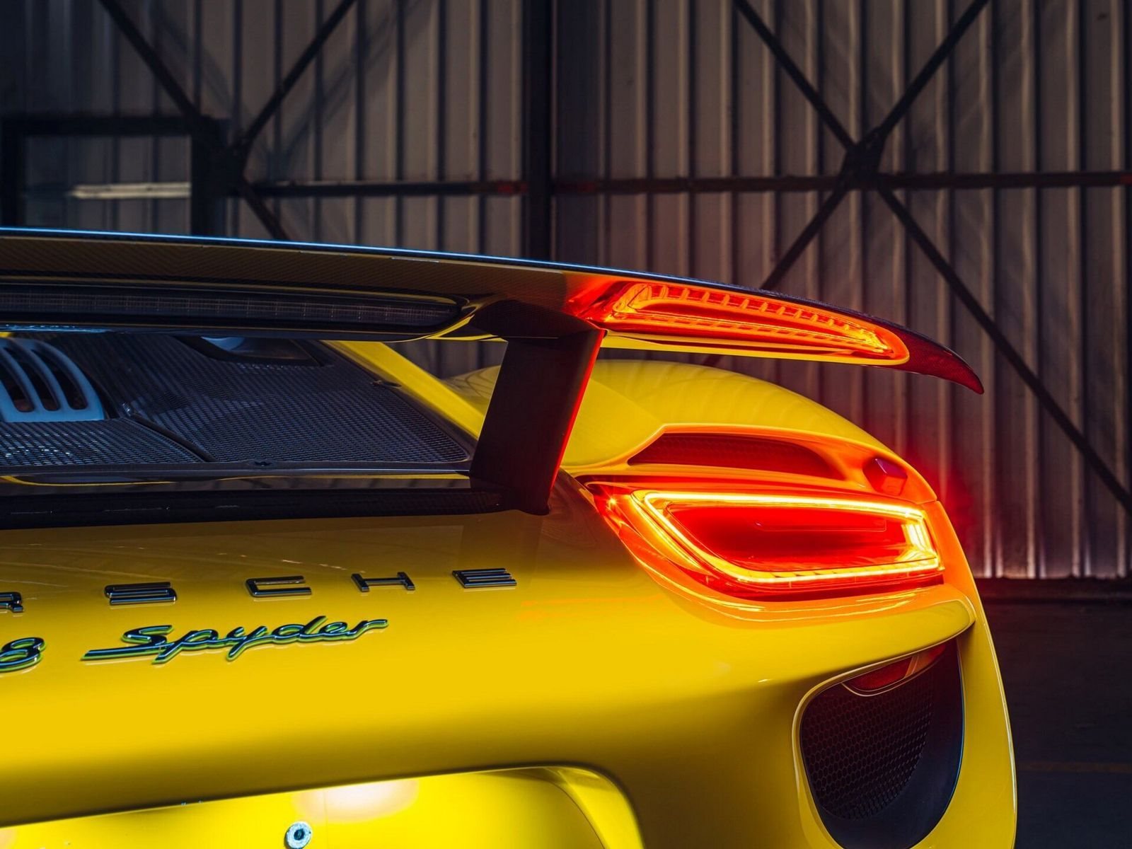 2015 - PORSCHE 918 SPYDER RACING YELLOW, foto 12