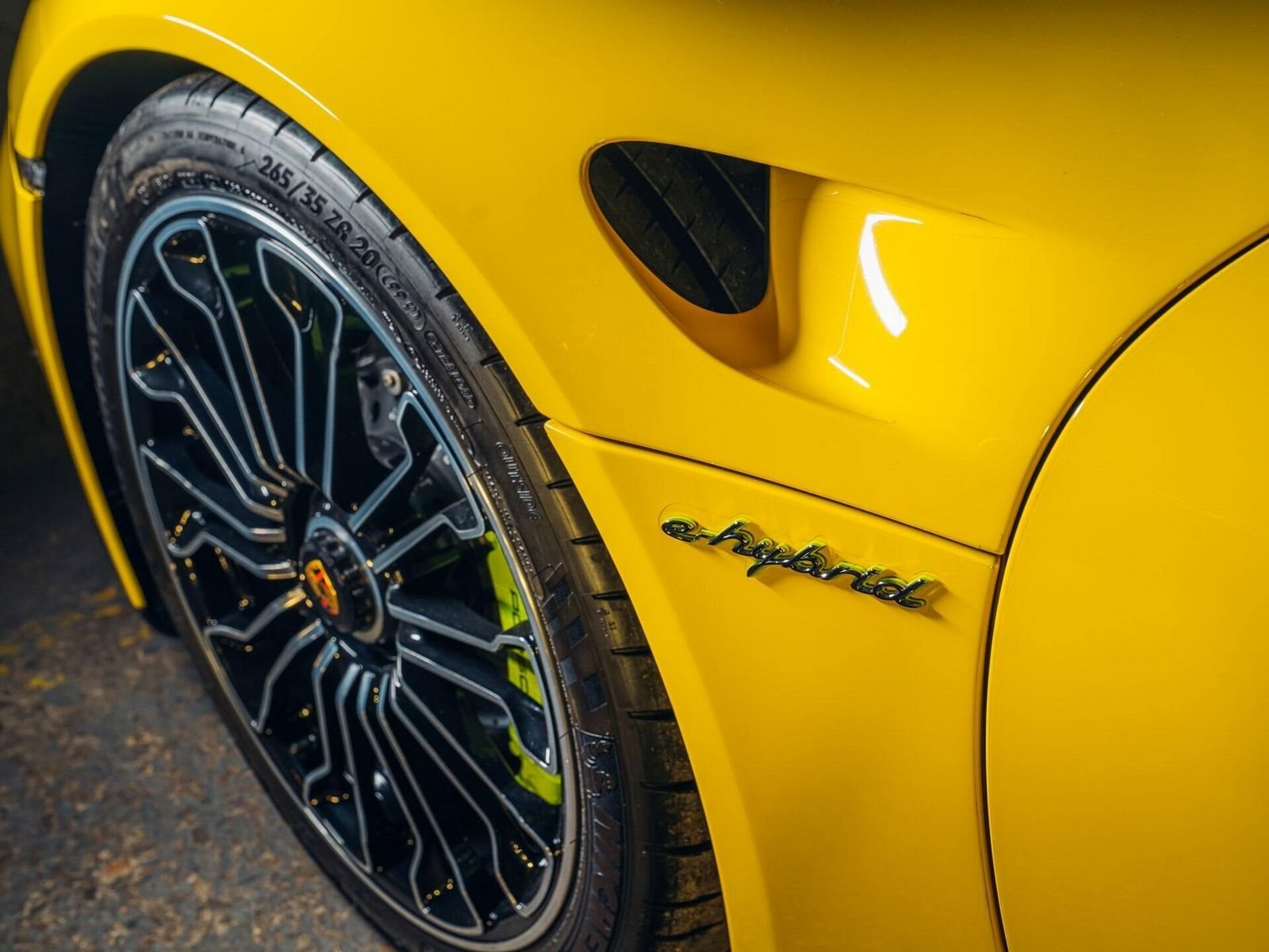 2015 - PORSCHE 918 SPYDER RACING YELLOW, foto 15