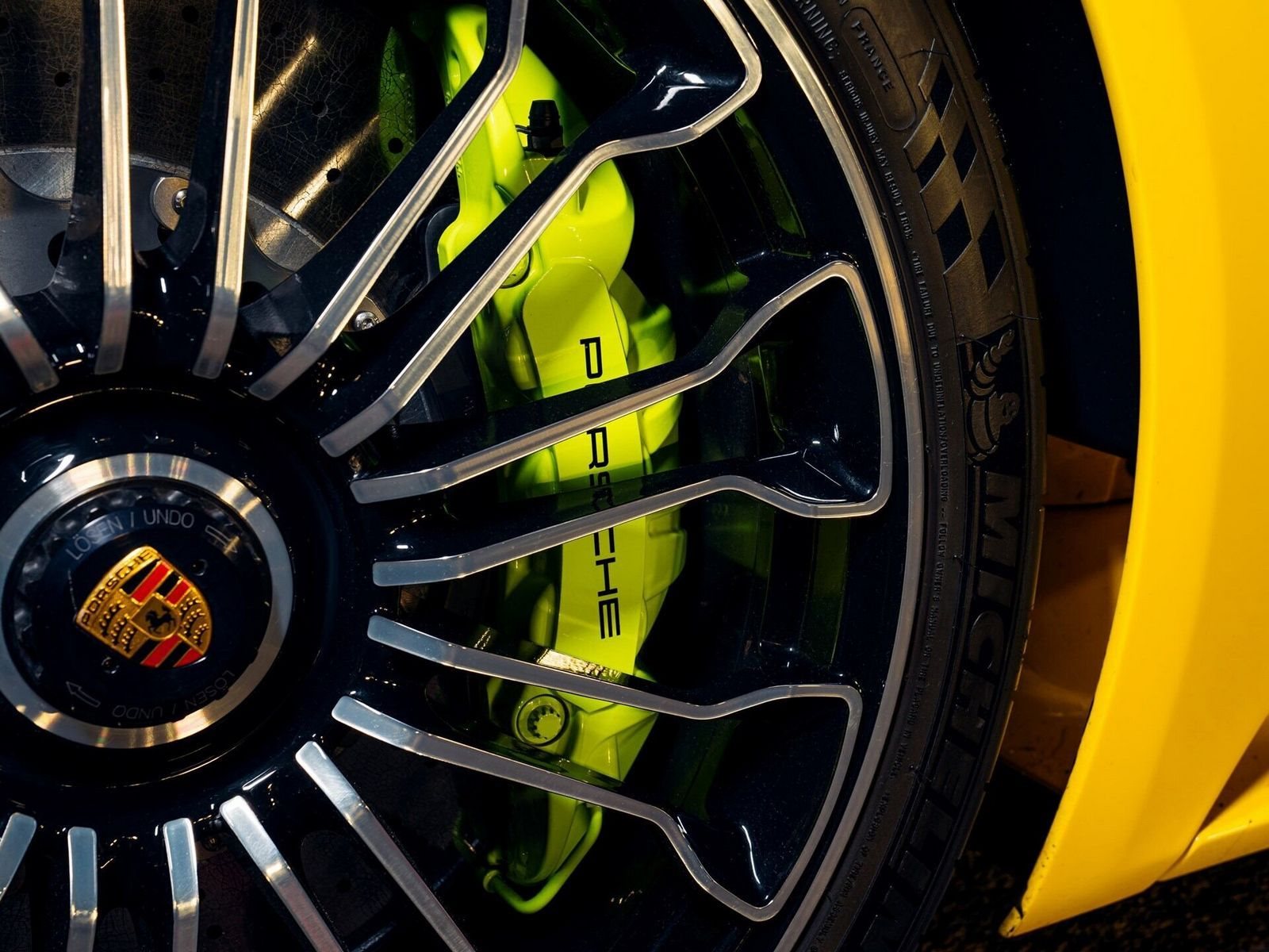 2015 - PORSCHE 918 SPYDER RACING YELLOW, foto 24