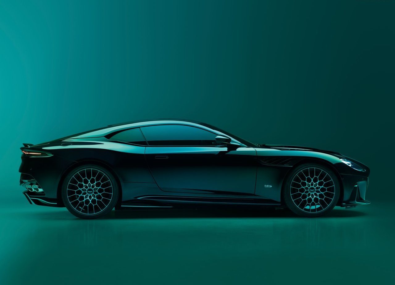 ASTON MARTIN DBS 770 ULTIMATE, foto 3