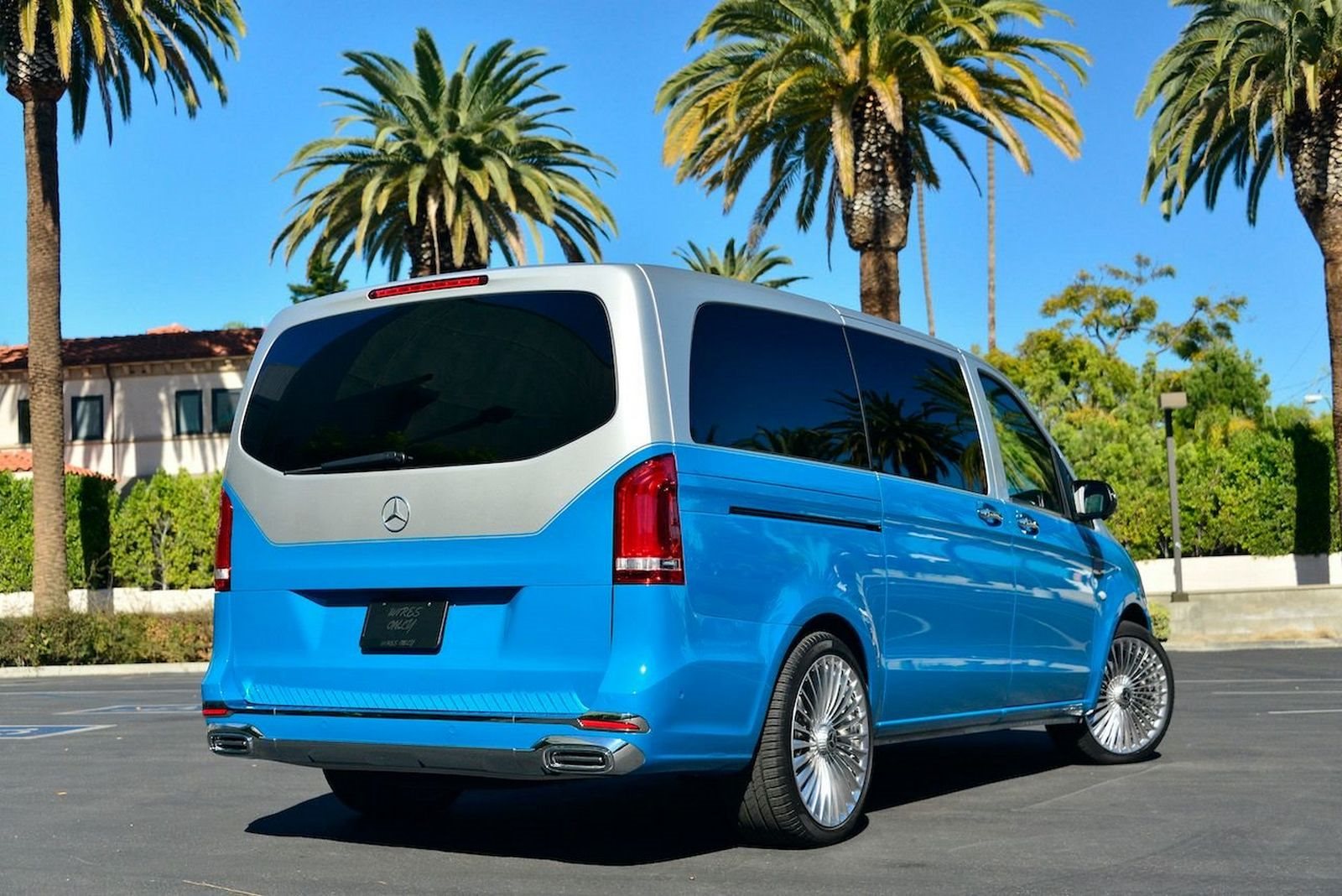 2021 - MERCEDES-BENZ LUXURY METRIS CUSTOM, foto 10