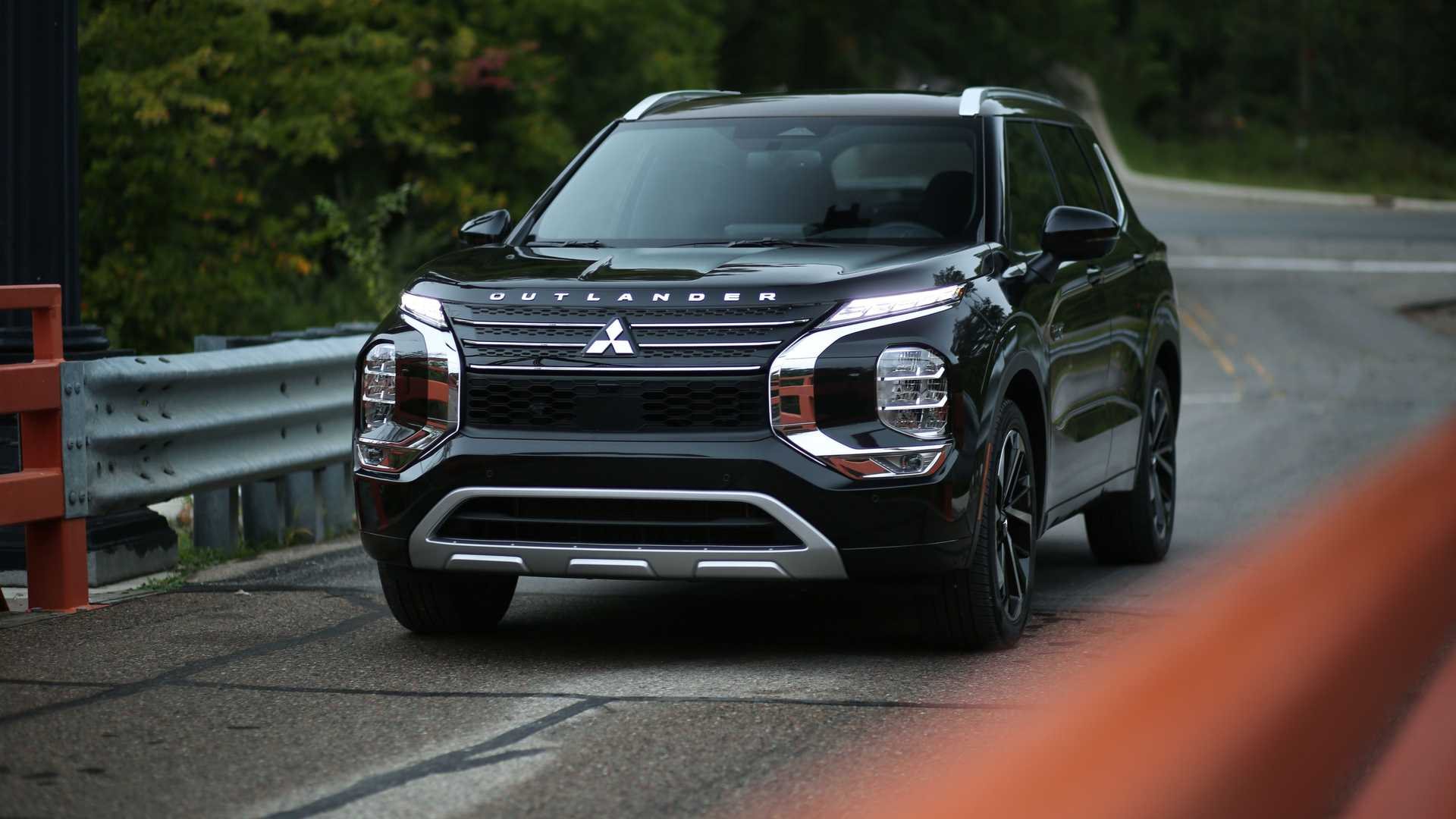 MITSUBISHI OUTLANDER 40TH ANNIVERSARY EDITION, foto 5