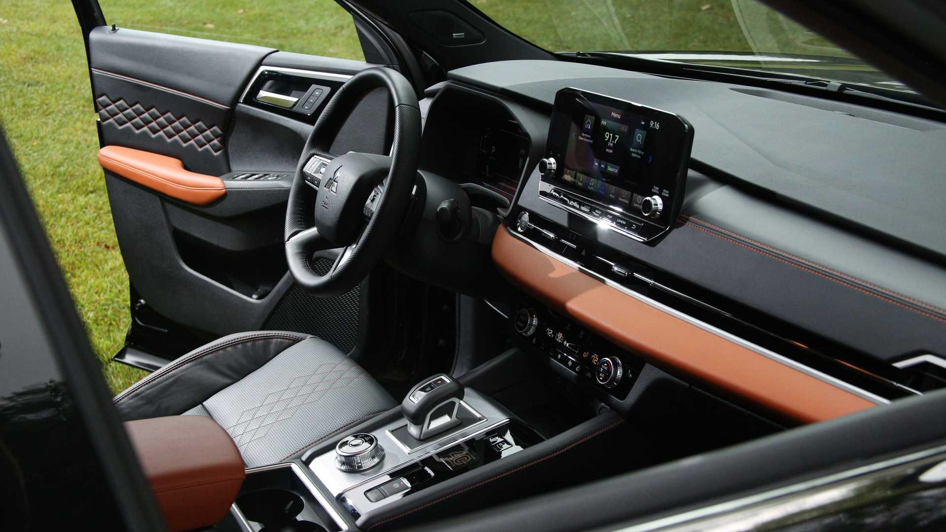 MITSUBISHI OUTLANDER 40TH ANNIVERSARY EDITION, foto 18