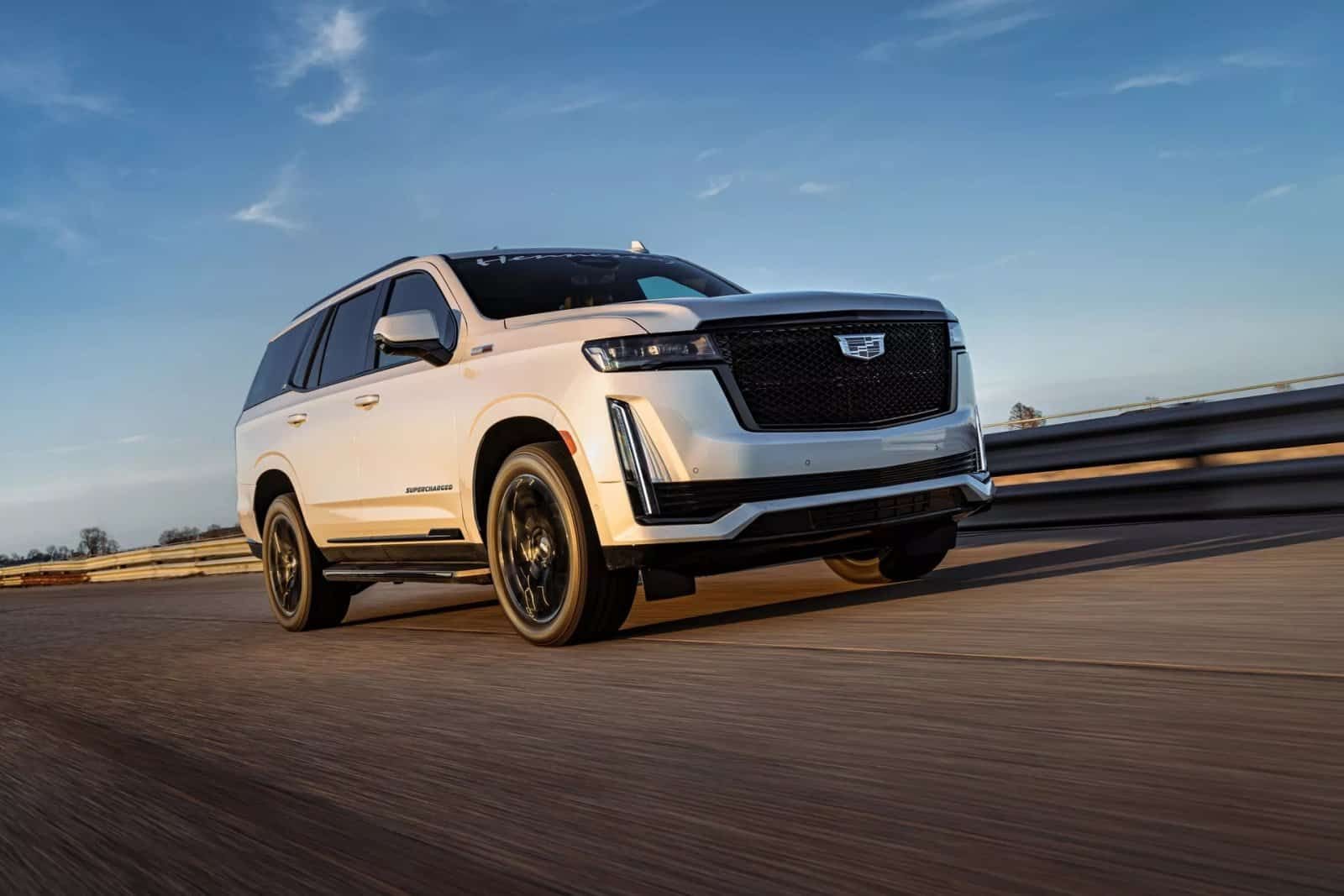 2023 - CADILLAC ESCALADE SUPERCHARGED H650 BY HENNESSEY, foto 1