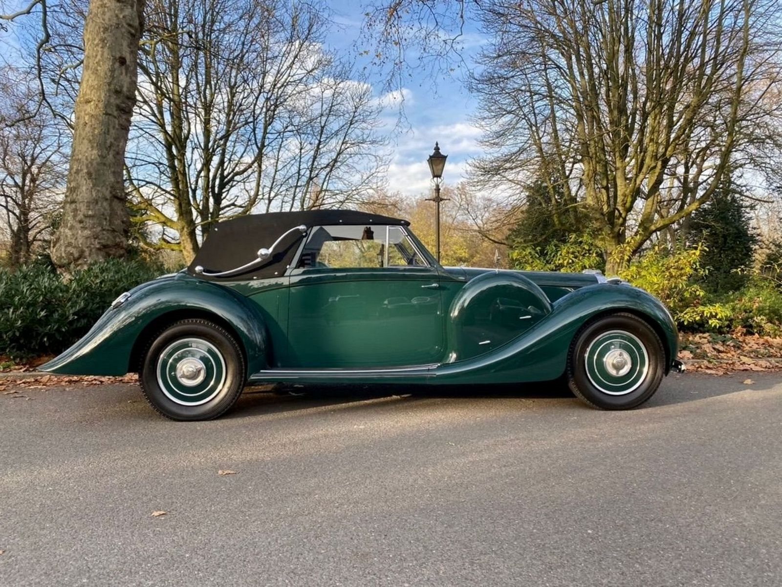 1939 - LAGONDA V12 DROPHEAD COUPE GREEN, foto 8