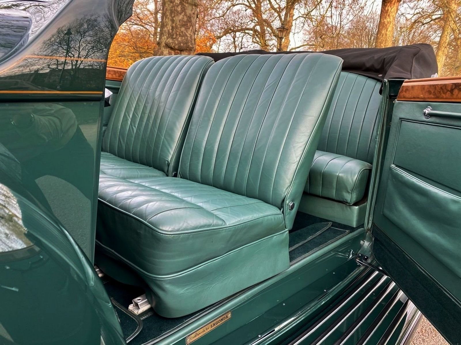 1939 - LAGONDA V12 DROPHEAD COUPE GREEN, foto 15