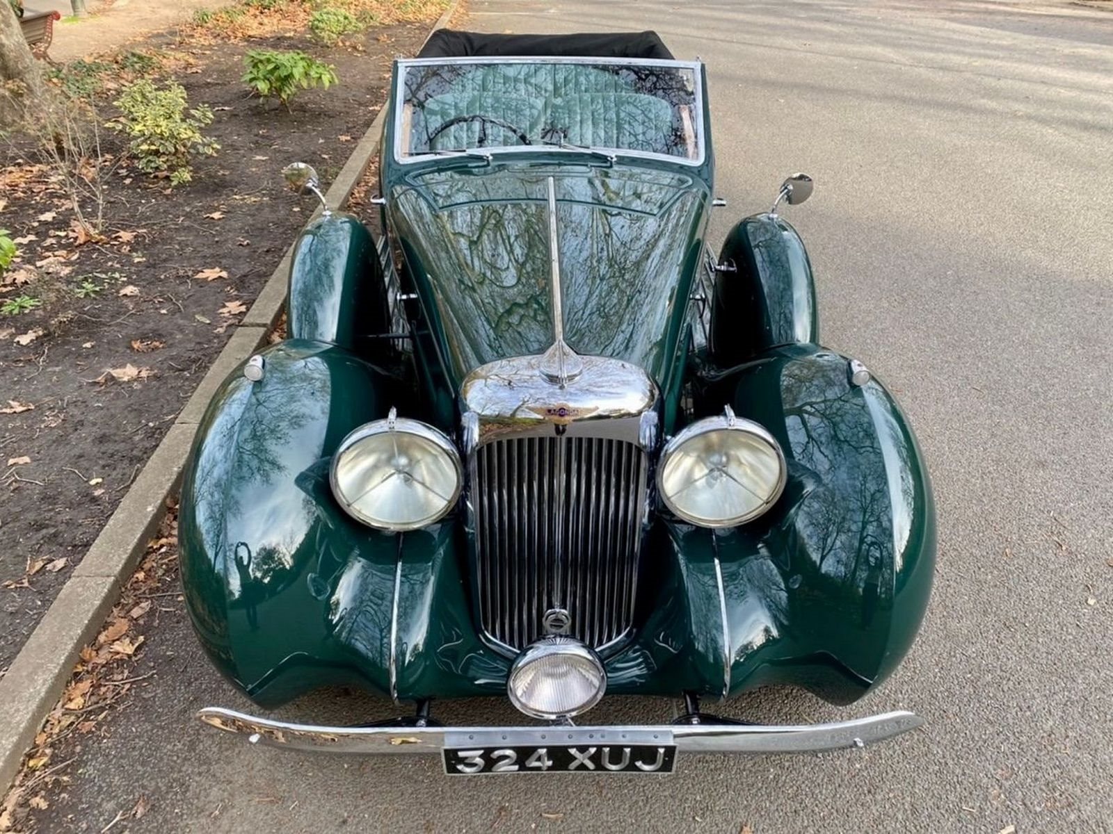1939 - LAGONDA V12 DROPHEAD COUPE GREEN, foto 19