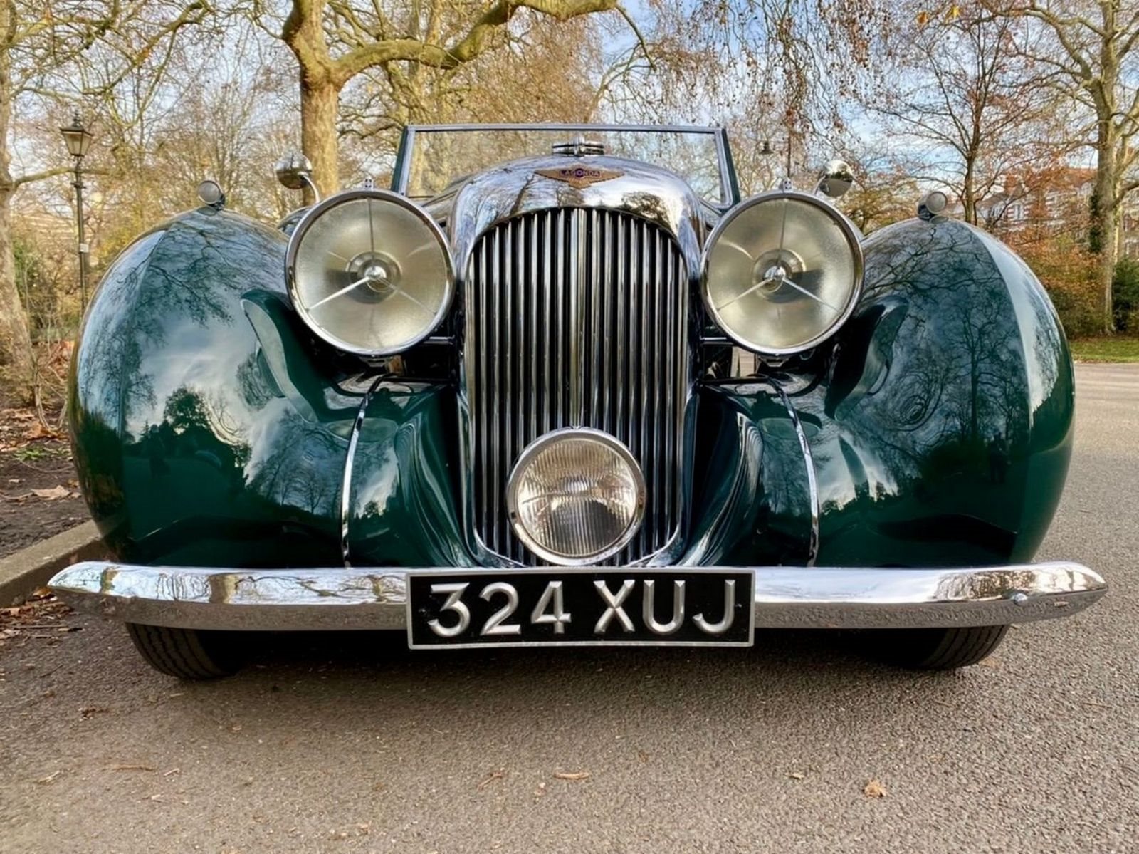 1939 - LAGONDA V12 DROPHEAD COUPE GREEN, foto 24