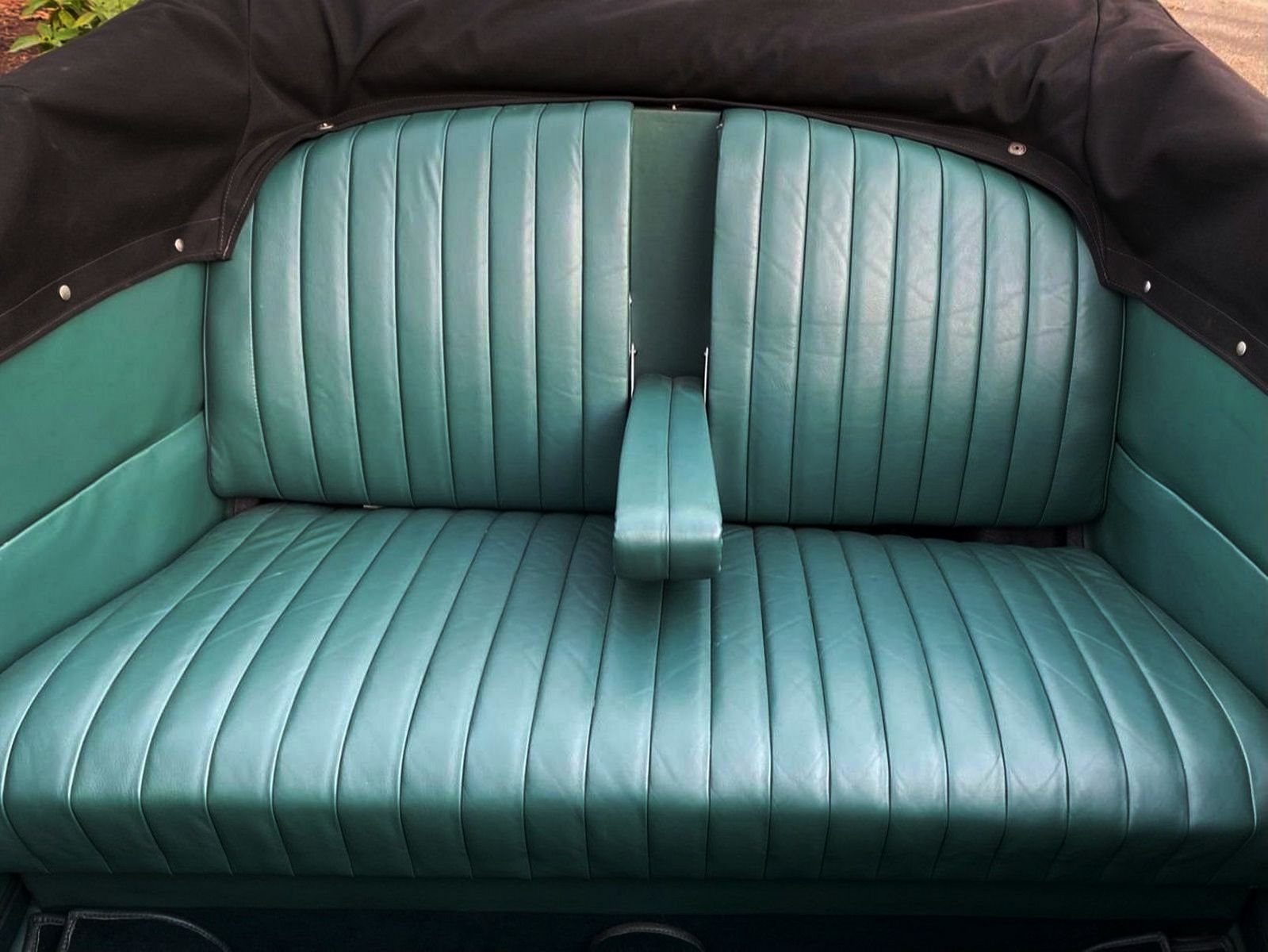 1939 - LAGONDA V12 DROPHEAD COUPE GREEN, foto 30