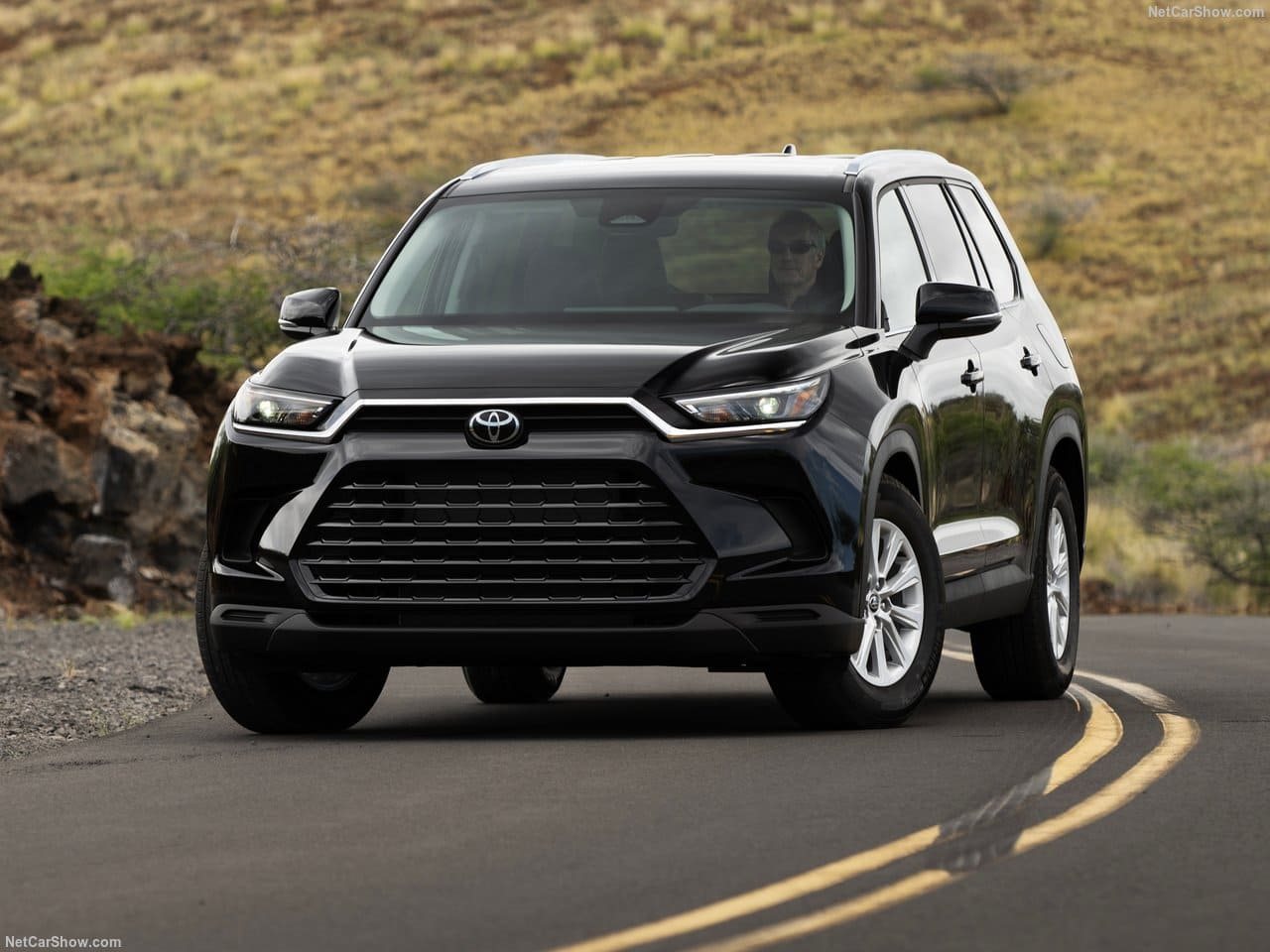 2024 - TOYOTA GRAND HIGHLANDER, foto 1