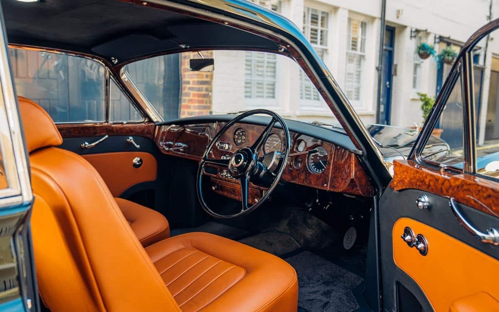 BENTLEY S2 CONTINENTAL BY LUNAZ, foto 12