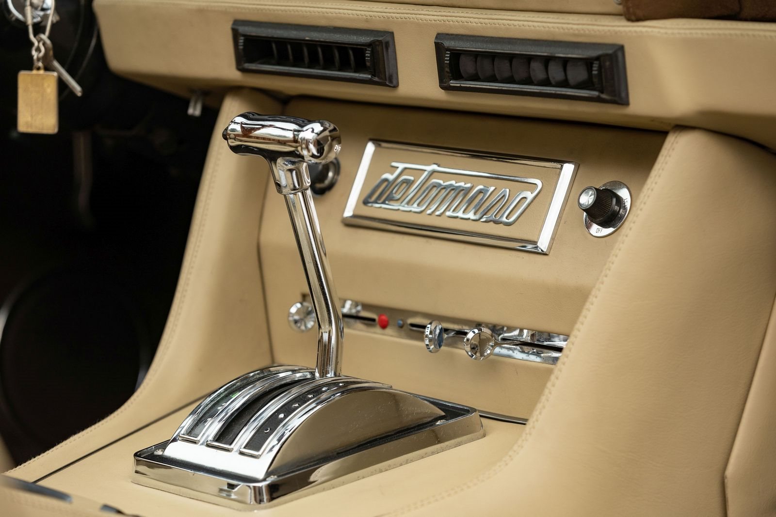 DE TOMASO LONGCHAMP CABRIOLET, foto 24