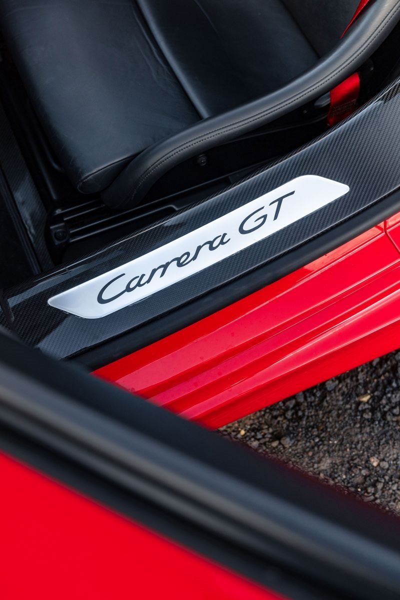 2005 - PORSCHE CARRERA GT GUARDS RED, foto 54