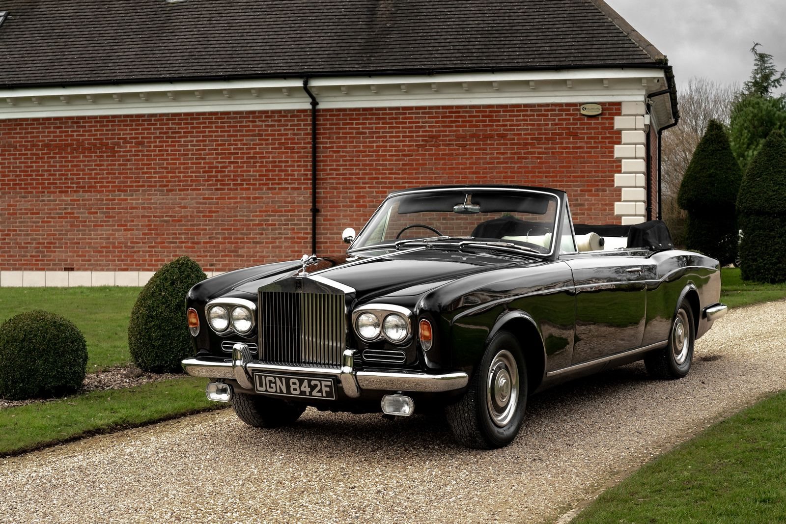 ROLLS-ROYCE CORNICHE EX MICHAEL CAINE, foto 1