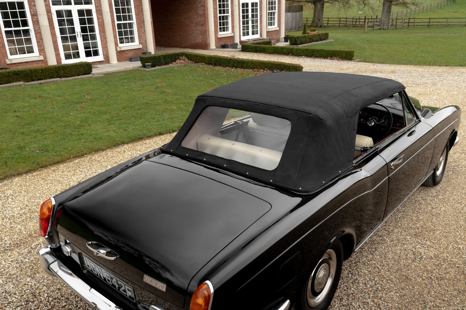 ROLLS-ROYCE CORNICHE EX MICHAEL CAINE, foto 38