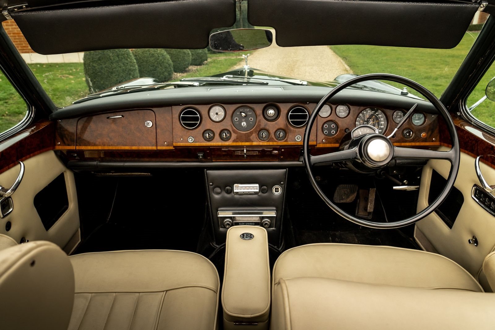 ROLLS-ROYCE CORNICHE EX MICHAEL CAINE, foto 79