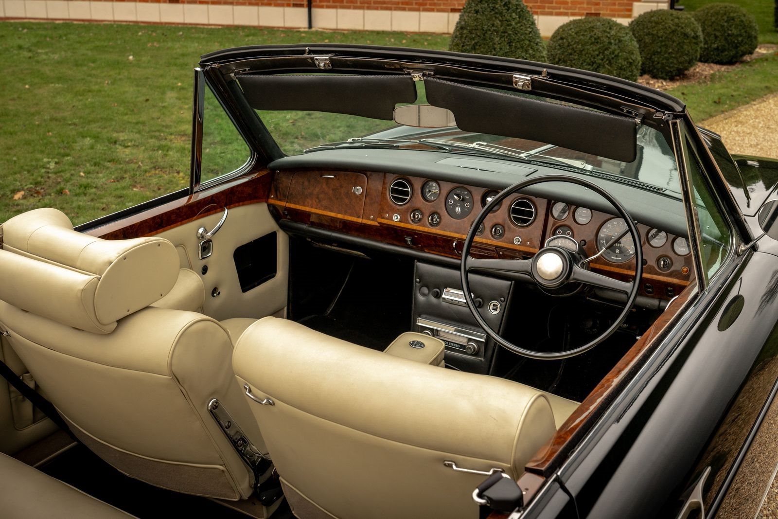 ROLLS-ROYCE CORNICHE EX MICHAEL CAINE, foto 87