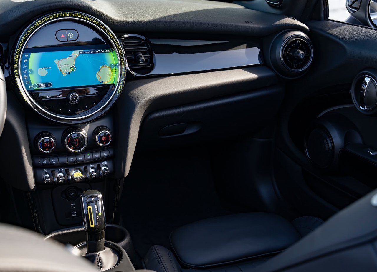MINI COOPER SE CABRIO, foto 150