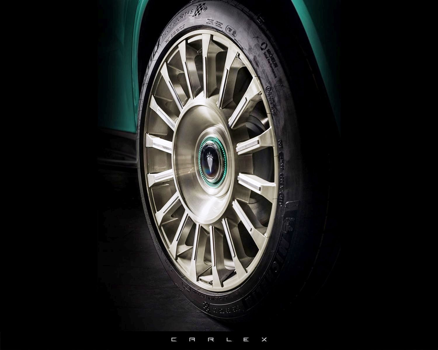 MERCEDES-MAYBACH GLS MINT & GOLD BY CARLEX DESIGN, foto 8