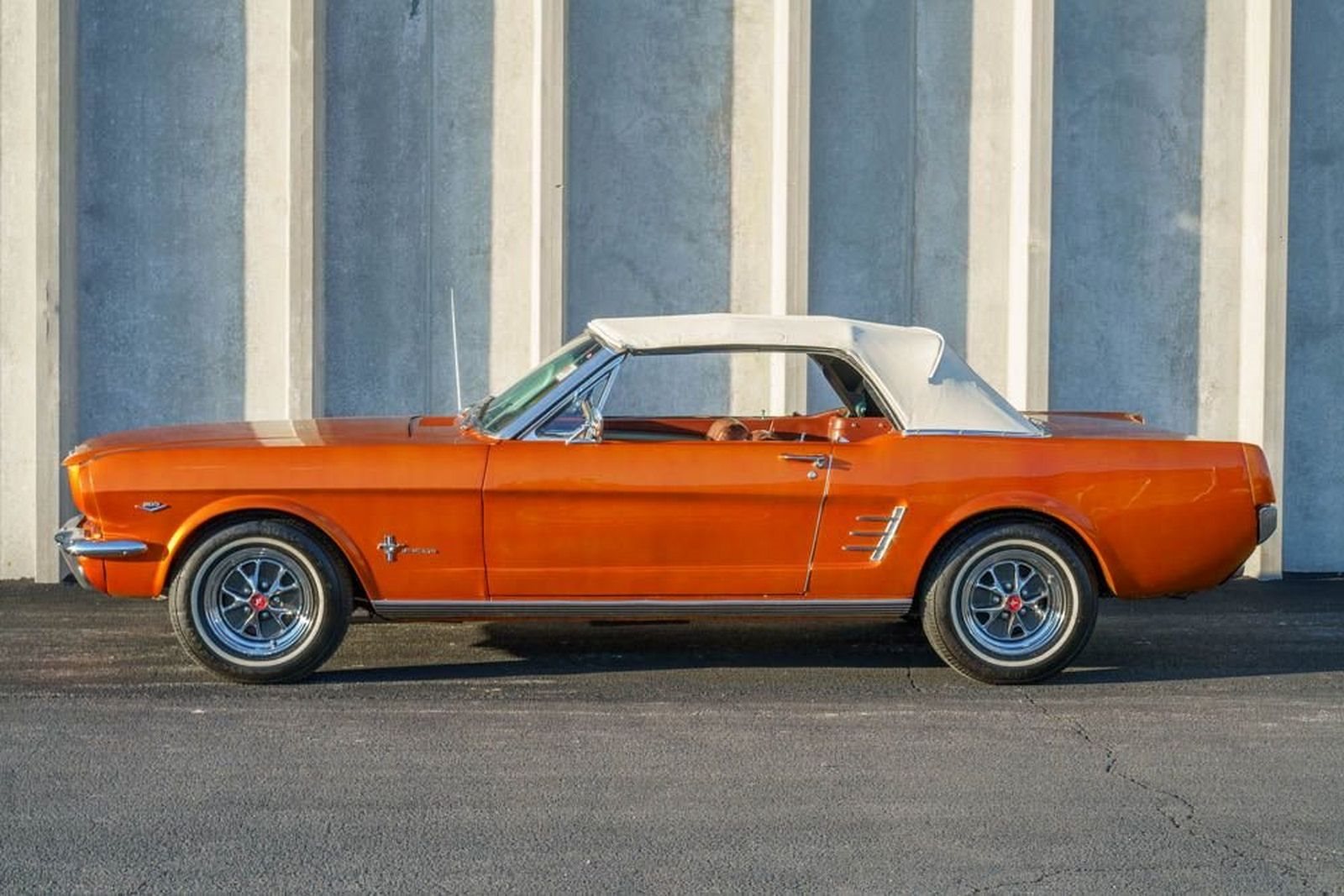 1966 - FORD MUSTANG CONVERTIBLE ORANGE, foto 31