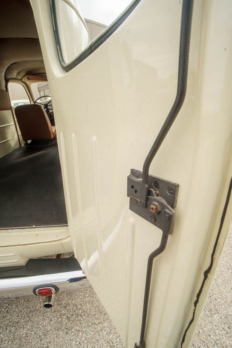 INTERNATIONAL KB-1 PANEL, foto 113